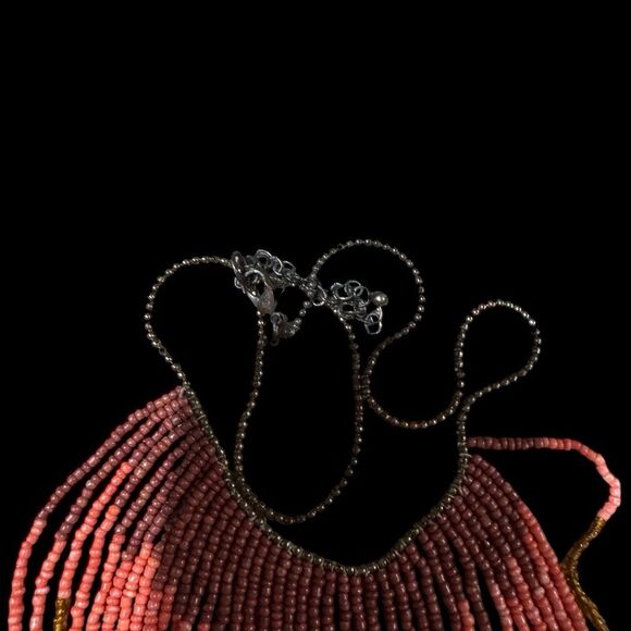 Coral, goldish, pearly colored beaded necklace. - Picture 8 of 9